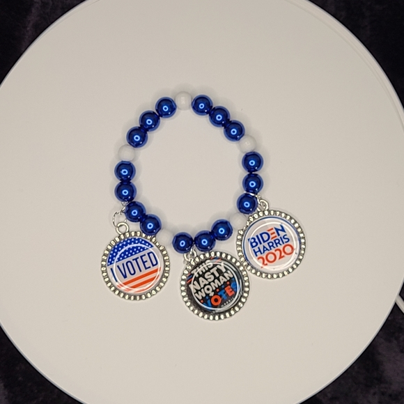 Biden /Harris keepsake, beaded bracelet set - Picture 3 of 4